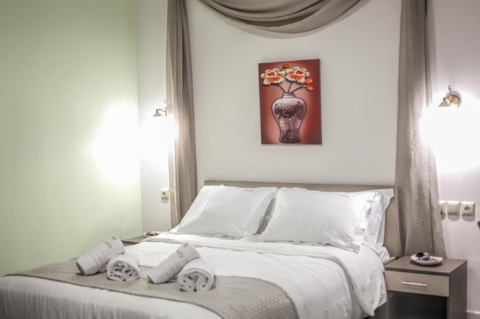 Del Sol #2 Meteora Luxurious Family Suites Kalambaka Esterno foto